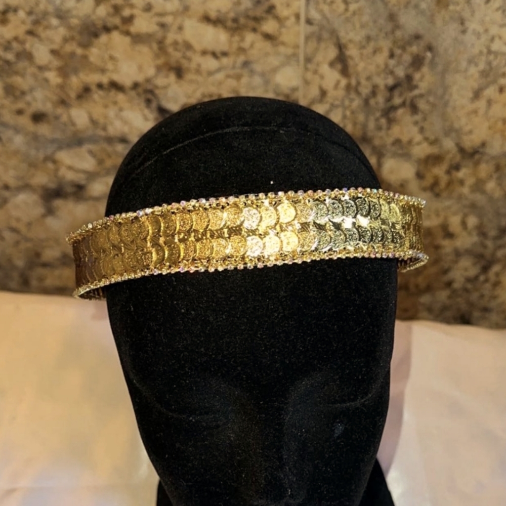 Lira headpiece